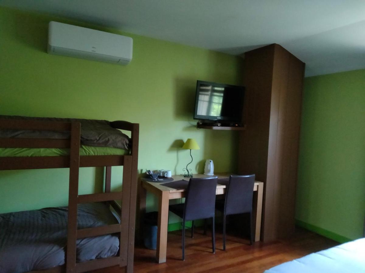 Bed and Breakfast Au Saint-Amand Poissons Zewnętrze zdjęcie