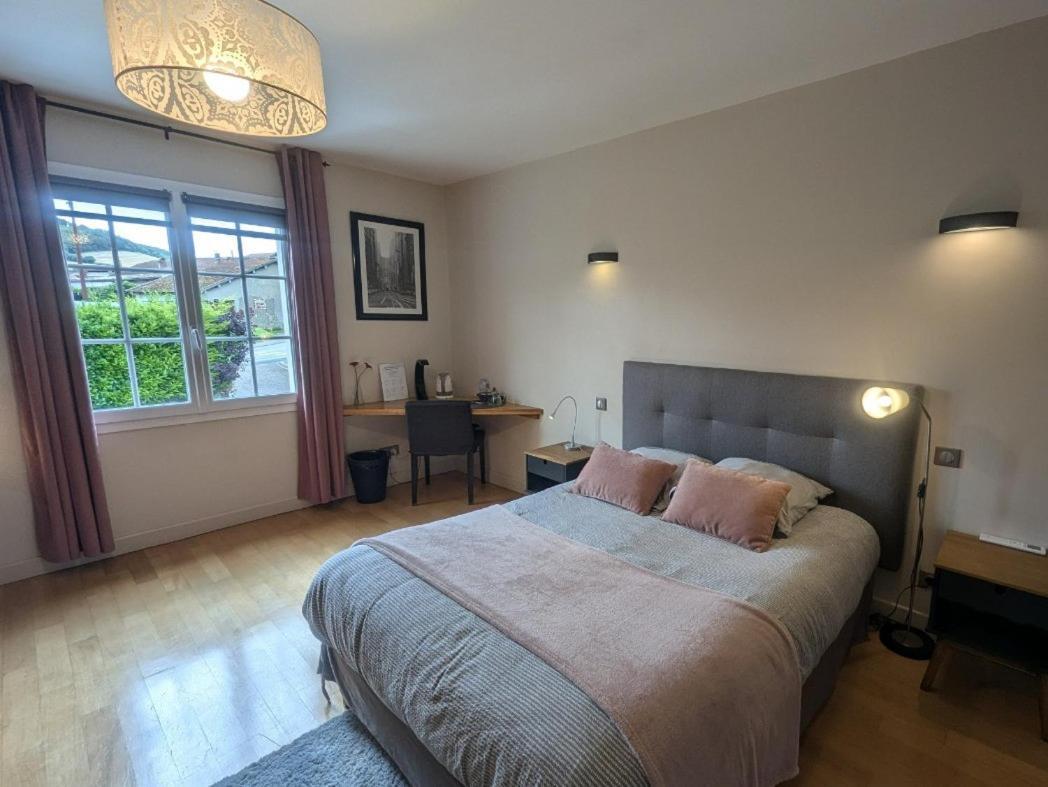 Bed and Breakfast Au Saint-Amand Poissons Zewnętrze zdjęcie